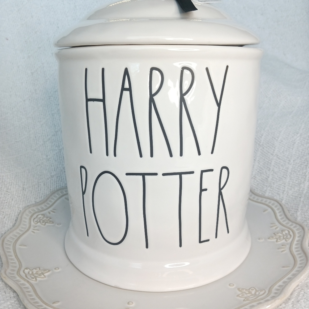 Rae Dunn × Harry Potter Golden Snitch Ceramic Cookie Jar - Picture 5 of 15